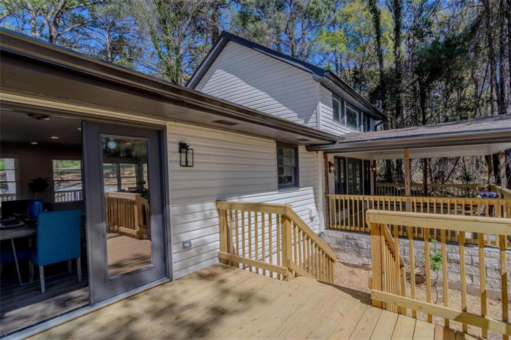 2541 Winding Lake Trail Property Photo 5