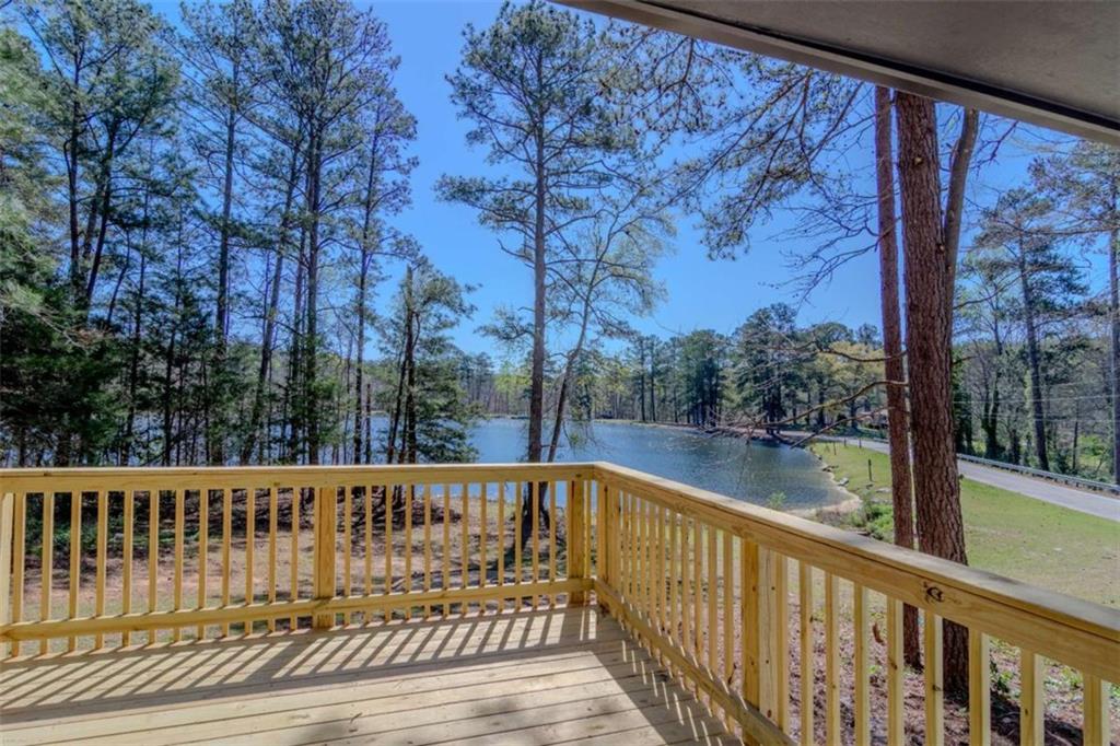 2541 Winding Lake Trail Property Photo 6