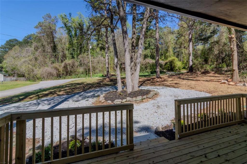 2541 Winding Lake Trail Property Photo 11