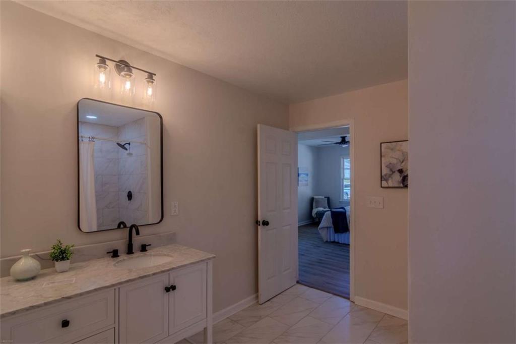 2541 Winding Lake Trail Property Photo 28