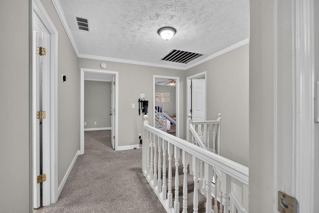 3735 Warwick Way Property Photo 12