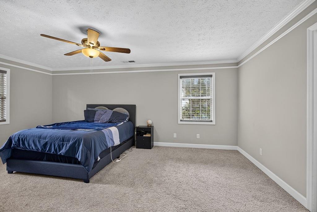 3735 Warwick Way Property Photo 17