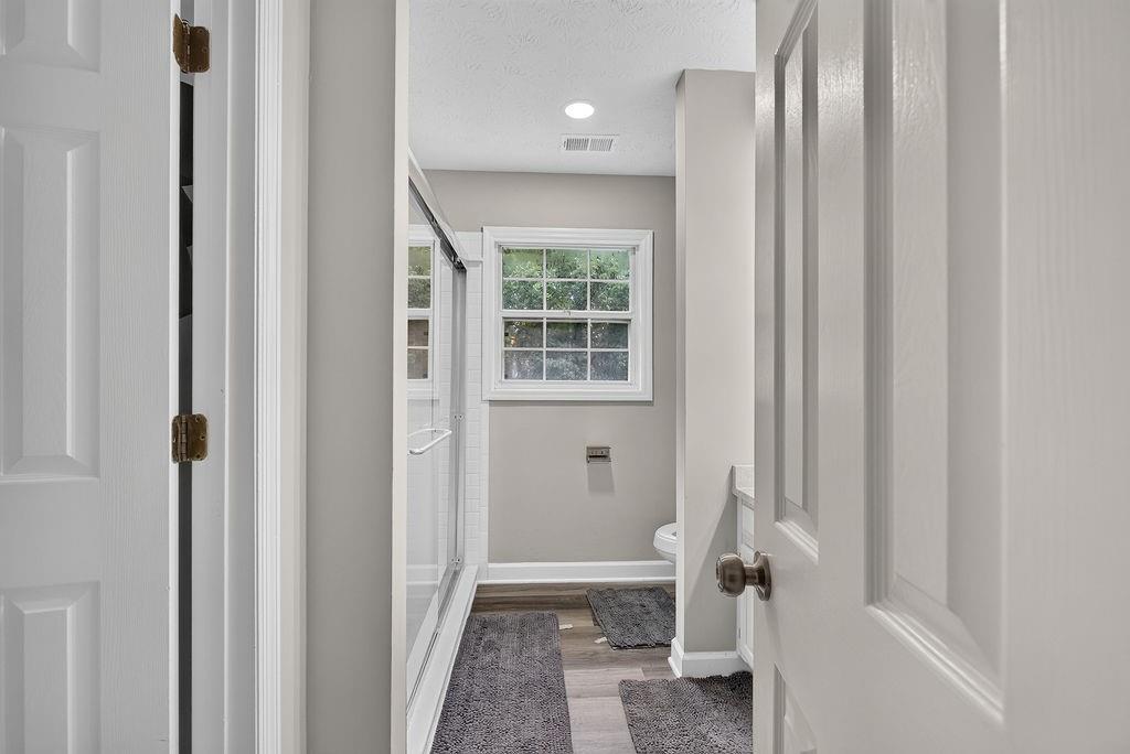3735 Warwick Way Property Photo 29
