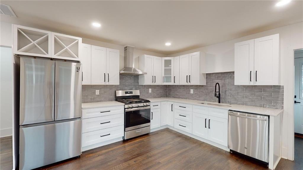 1425 Boulevard Se Property Photo 3