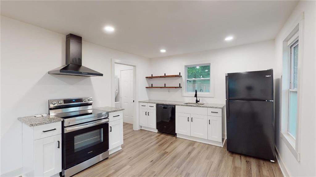 1425 Boulevard Se Property Photo 8