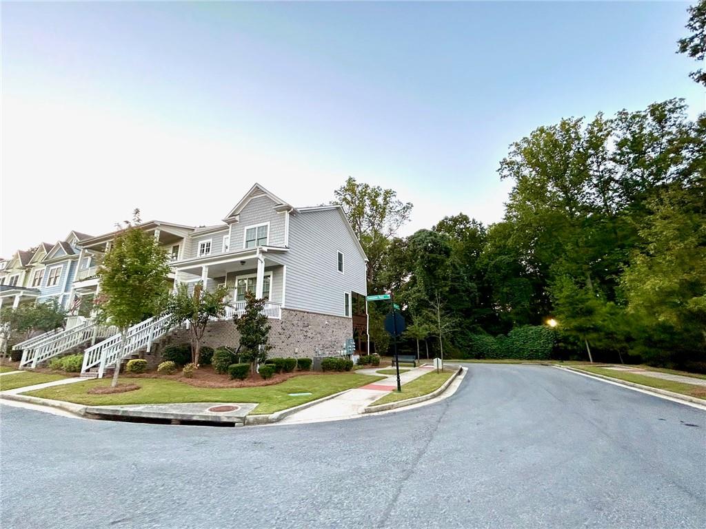 491 Suwanee Pass Trail Property Photo 4