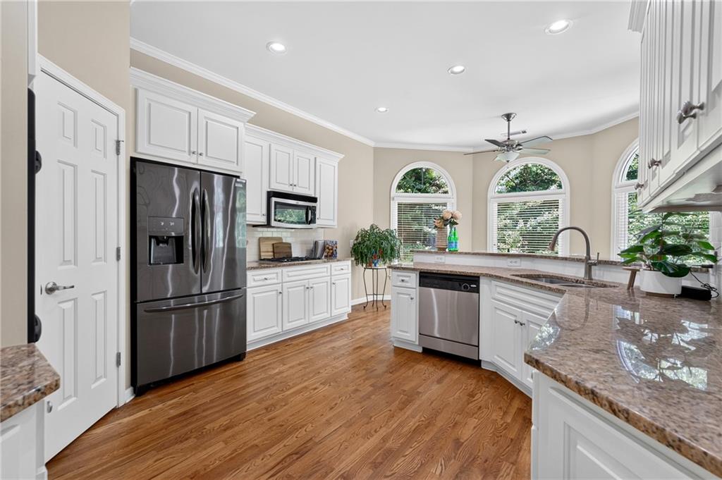 1880 Mayfield Road Property Photo 17