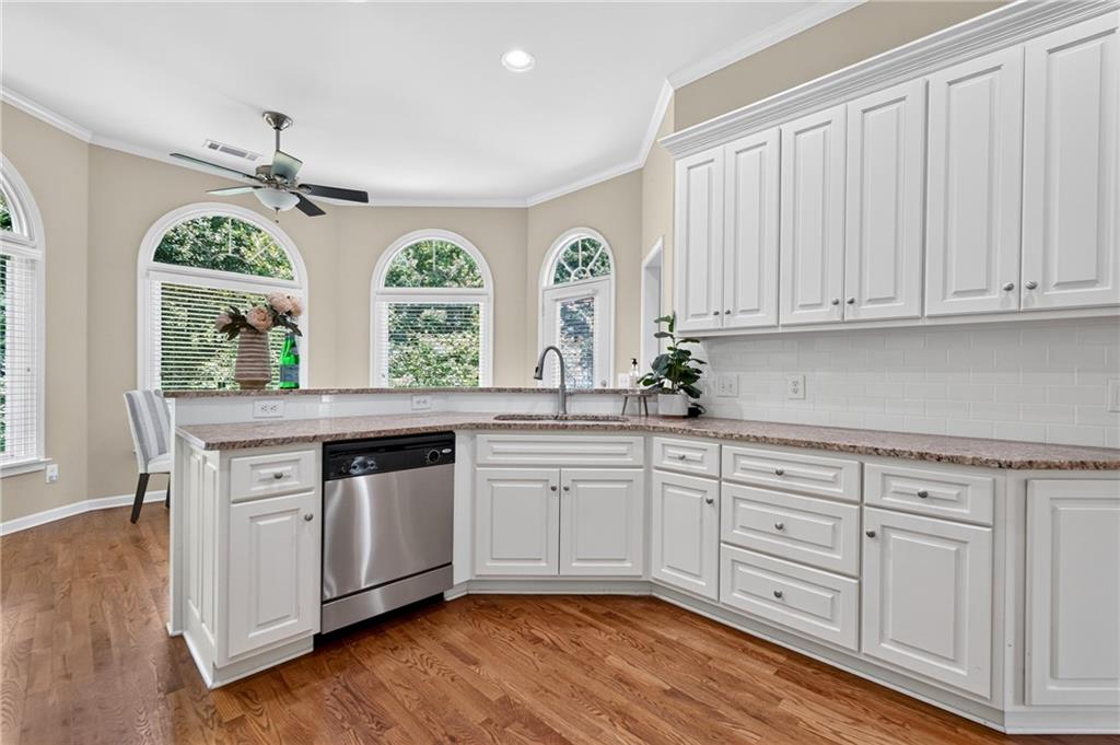 1880 Mayfield Road Property Photo 20