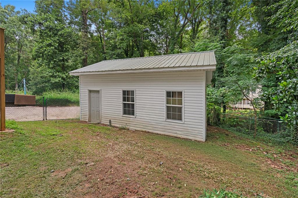 124 Cross Branches Property Photo 30