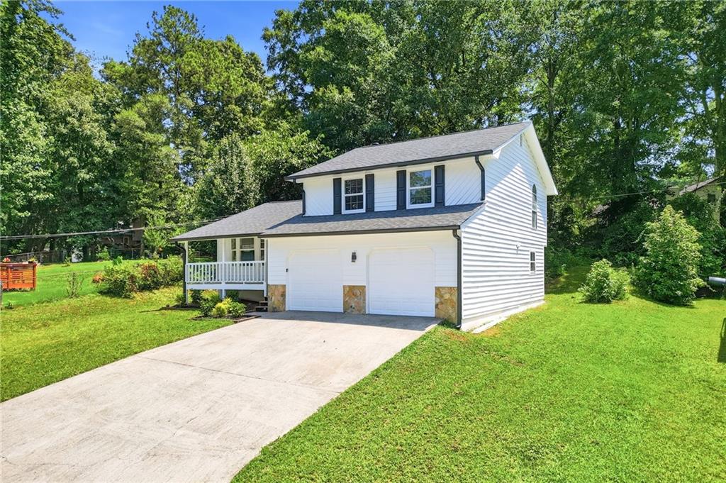 5641 Clifton Place Property Photo 3