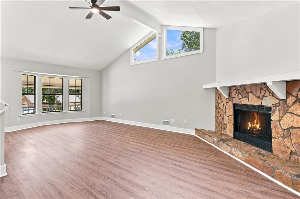 5641 Clifton Place Property Photo 4