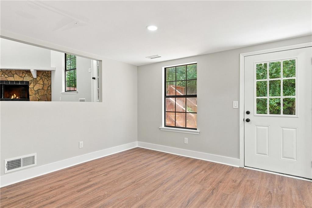 5641 Clifton Place Property Photo 12