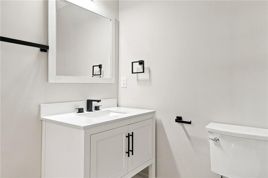 5641 Clifton Place Property Photo 17