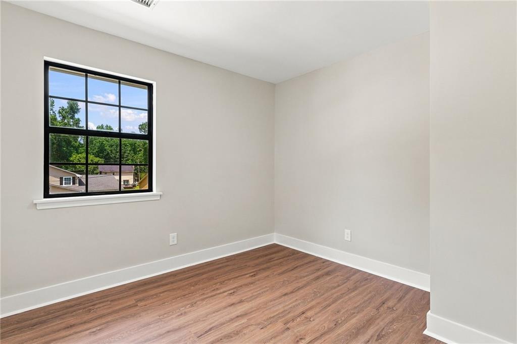 5641 Clifton Place Property Photo 21