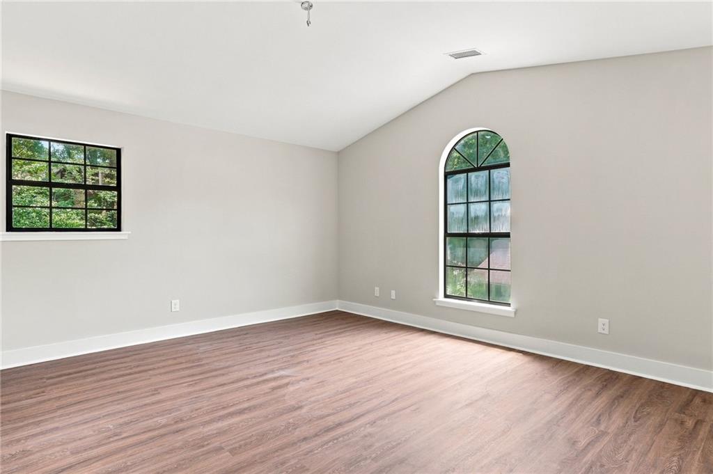 5641 Clifton Place Property Photo 26