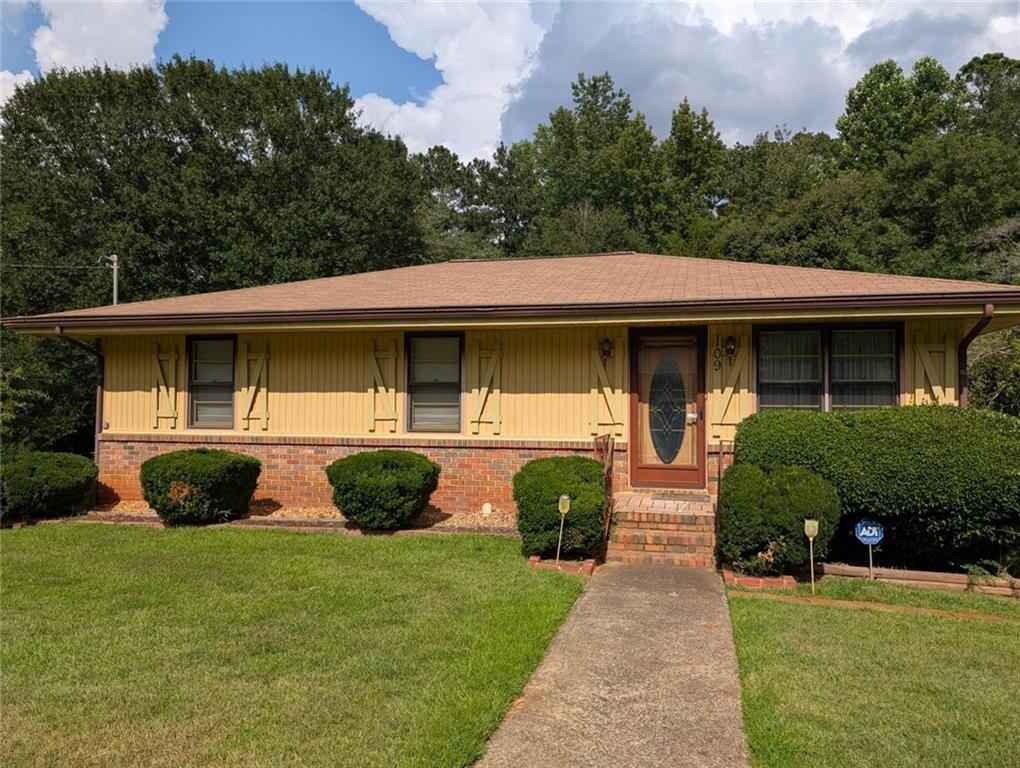 109 7th Street Property Photo 1