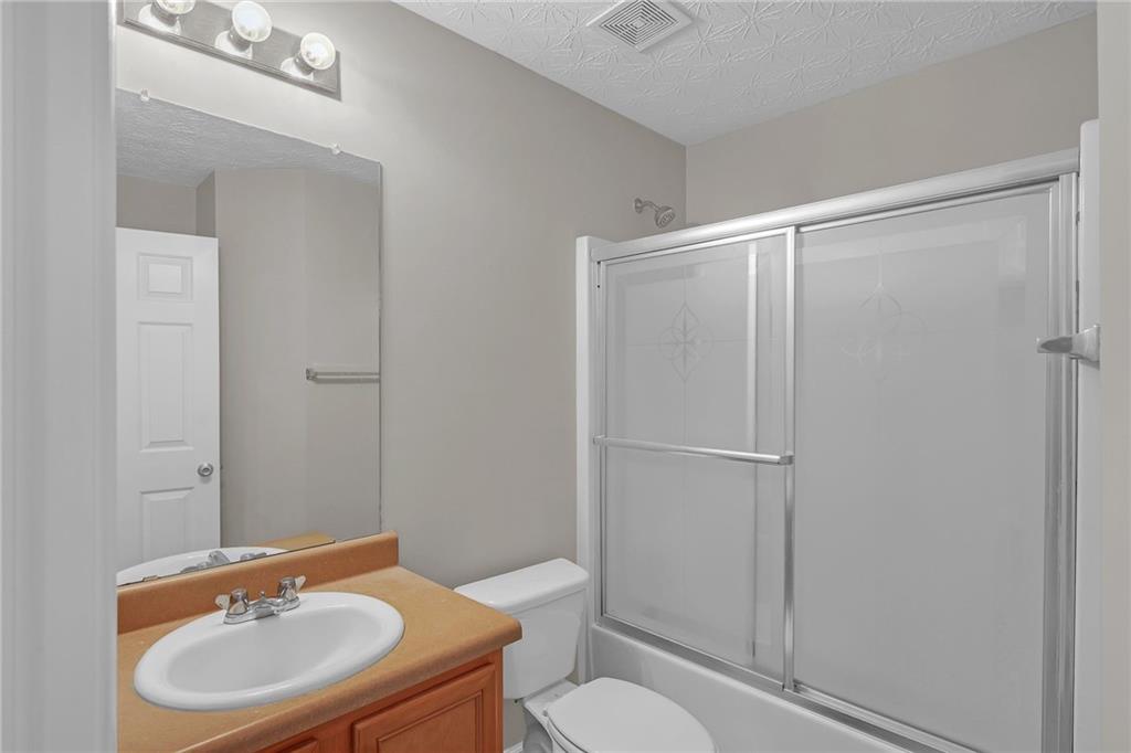30 Emerson Trail Property Photo 5