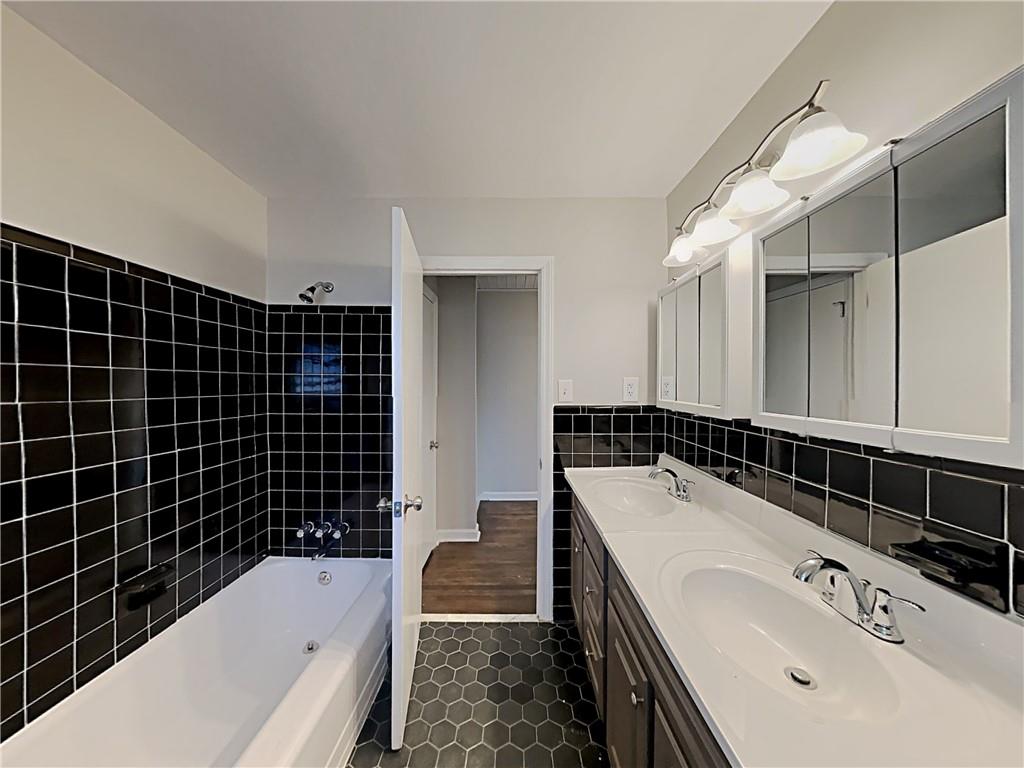 3148 Thrasher Circle Property Photo 18