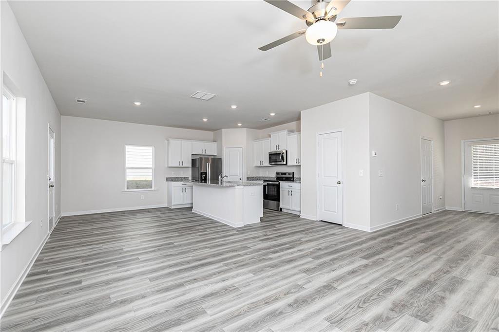 110 Howell Drive Property Photo 4