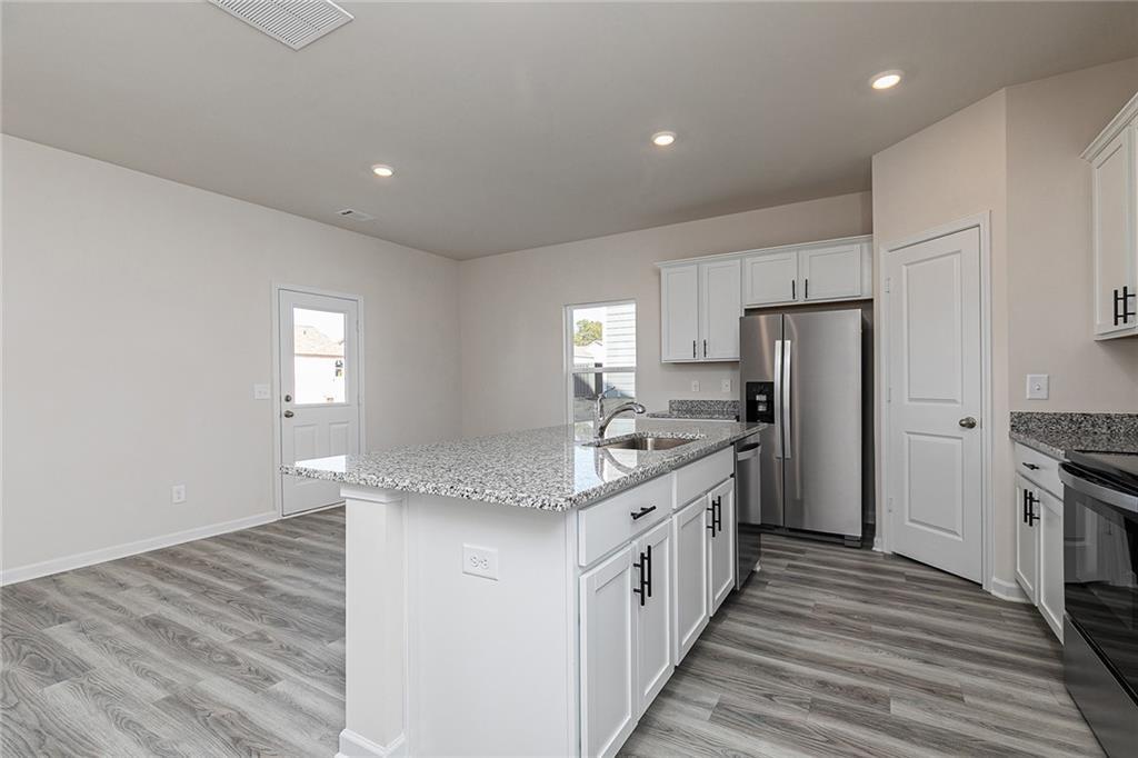 110 Howell Drive Property Photo 8