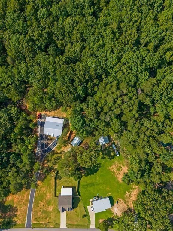 5466 Whitehall Road Property Photo 9