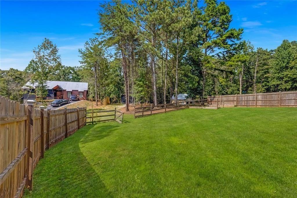 5466 Whitehall Road Property Photo 10