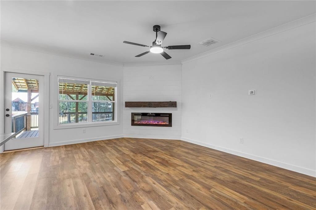 5466 Whitehall Road Property Photo 15
