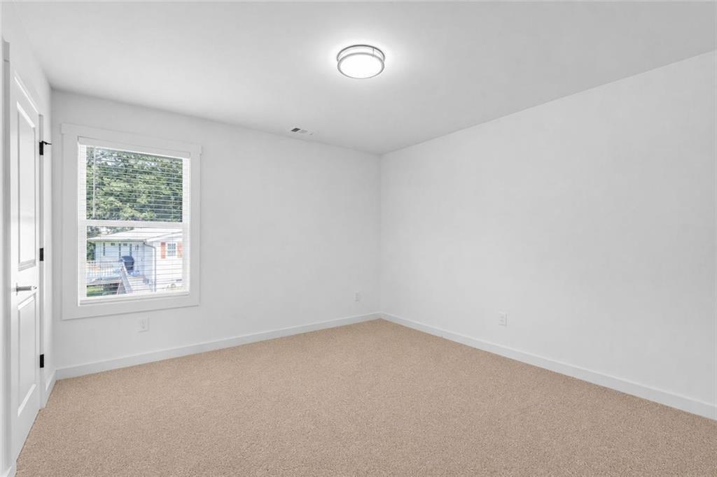 5466 Whitehall Road Property Photo 29