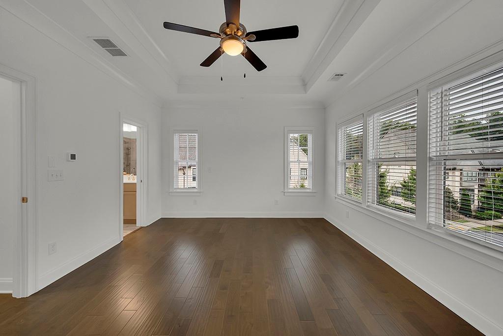 6807 Encore Boulevard Property Photo 16