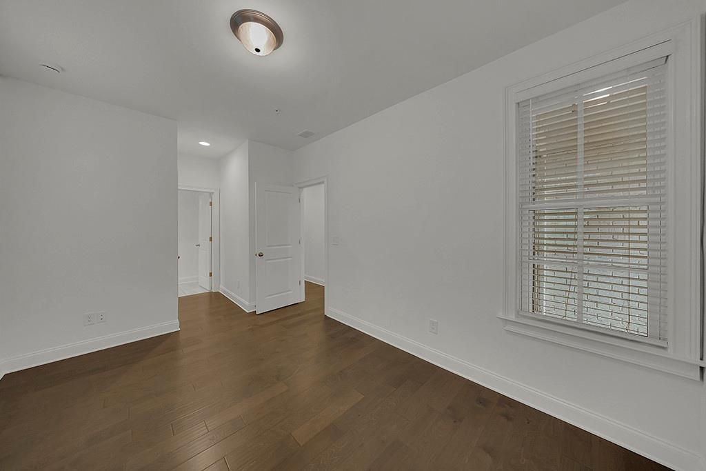 6807 Encore Boulevard Property Photo 22