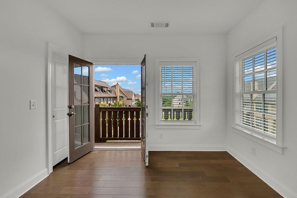 6807 Encore Boulevard Property Photo 24