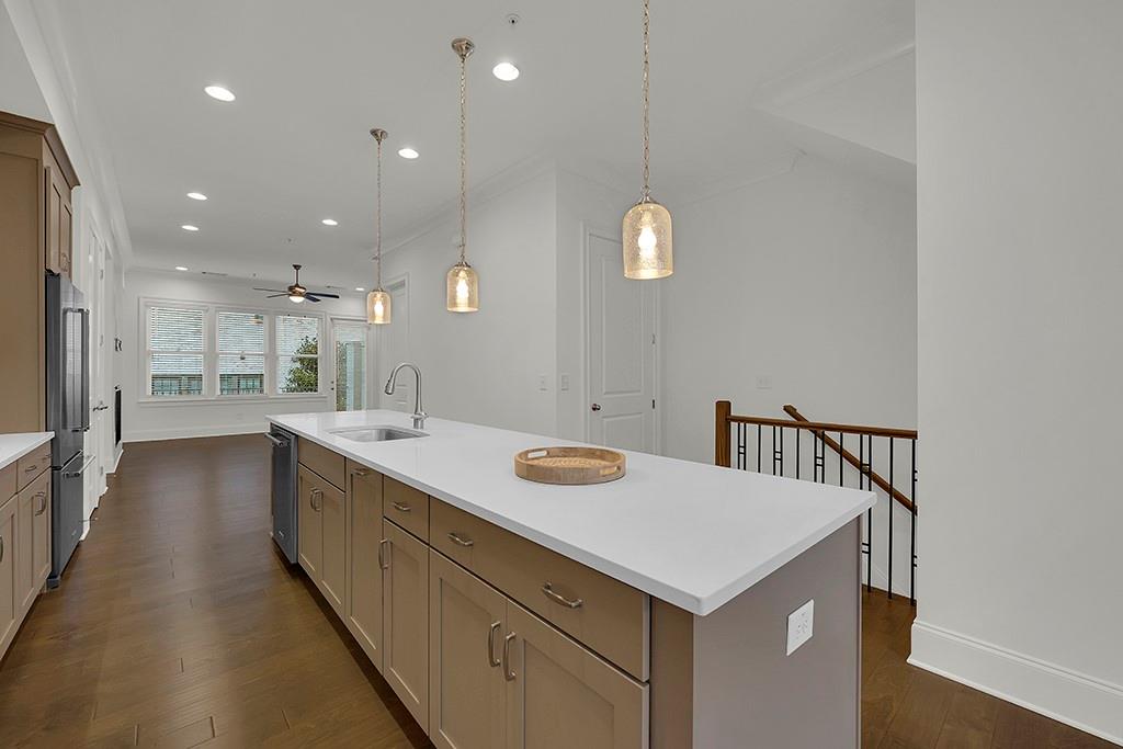 6807 Encore Boulevard Property Photo 28