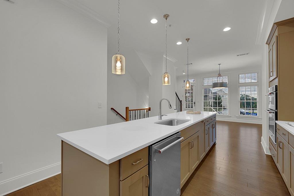 6807 Encore Boulevard Property Photo 29