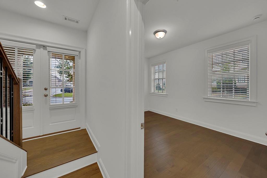 6807 Encore Boulevard Property Photo 32