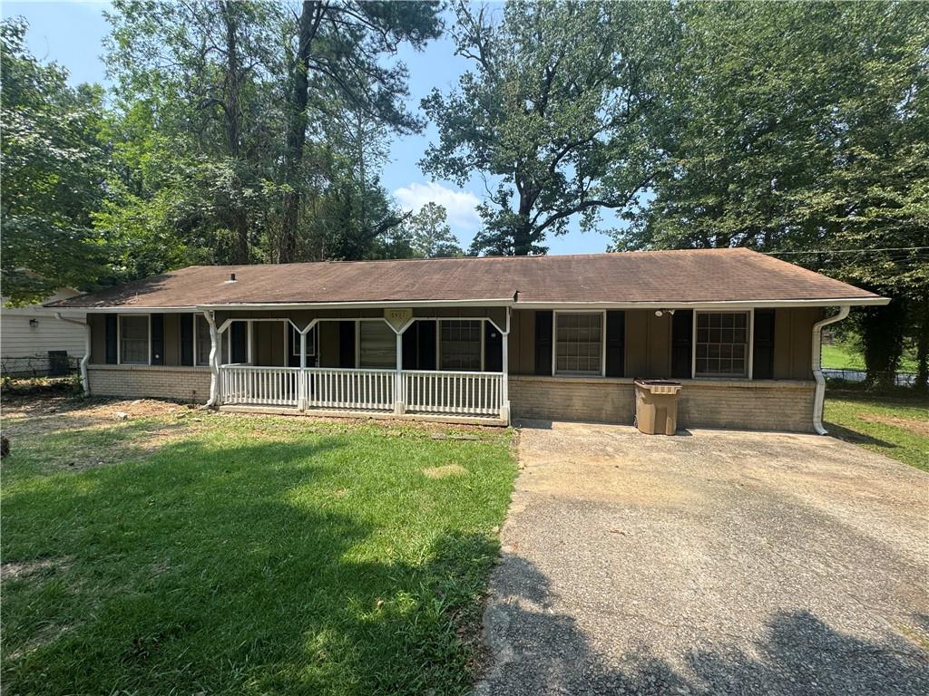 8497 Stonewall Jackson Drive Property Photo 1