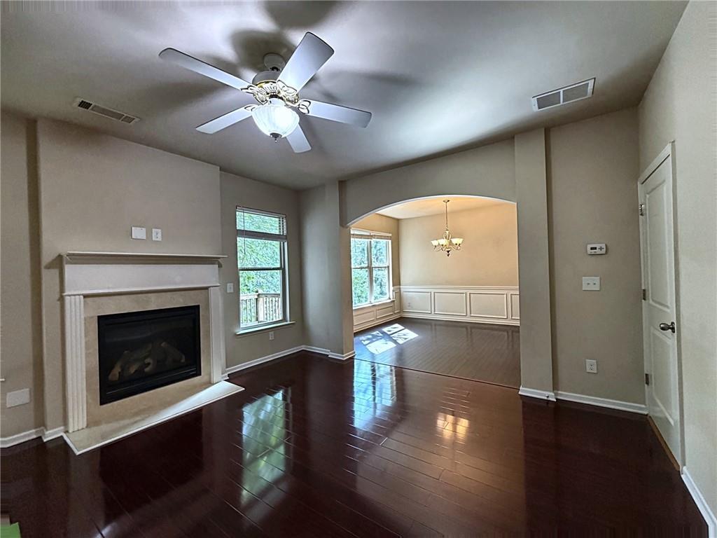 2573 Chimney Hill Place Property Photo 2