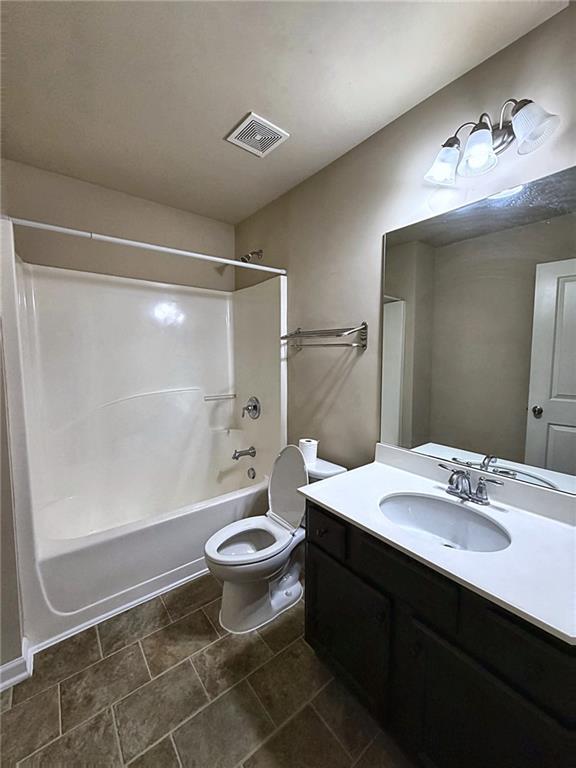 2573 Chimney Hill Place Property Photo 12