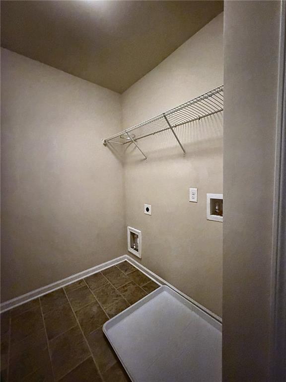 2573 Chimney Hill Place Property Photo 13