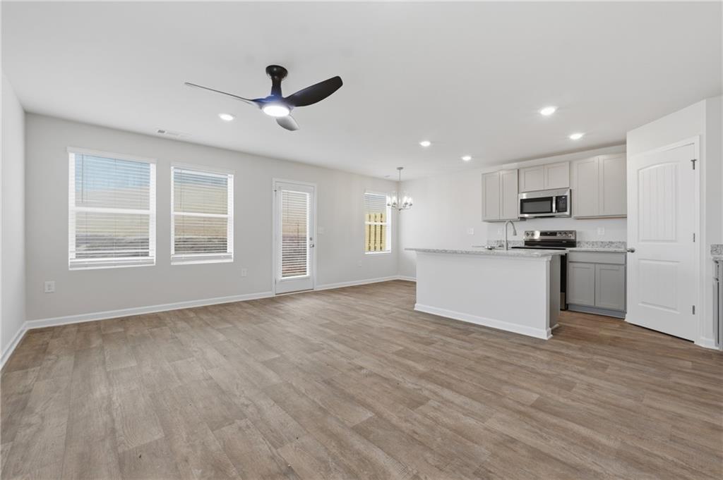 218 Norchester Avenue Property Photo 4