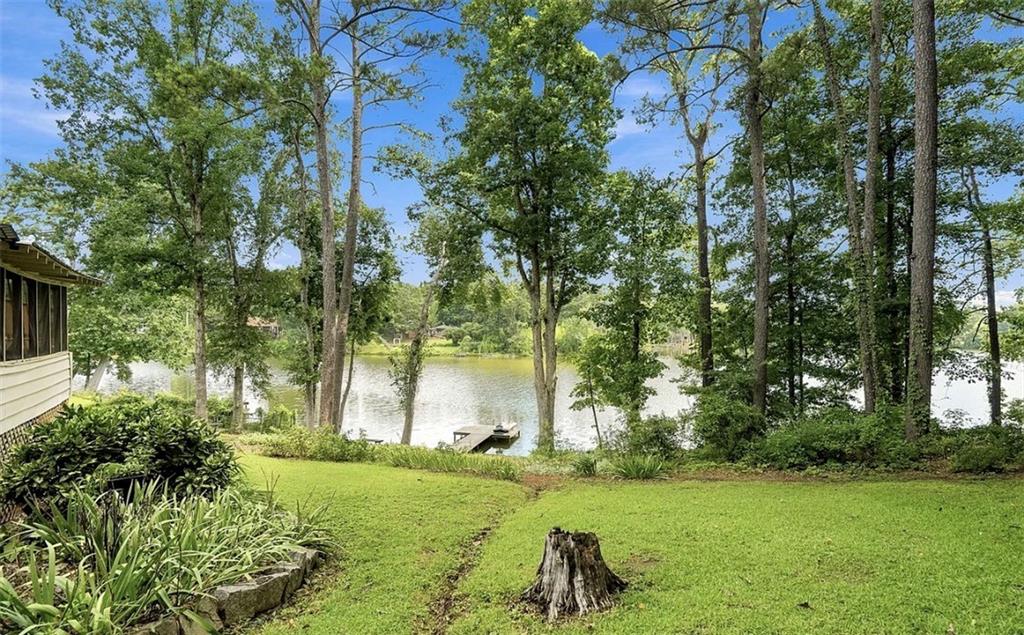 8996 Mandarin Court Property Photo 3