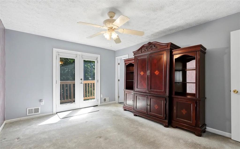 8996 Mandarin Court Property Photo 10
