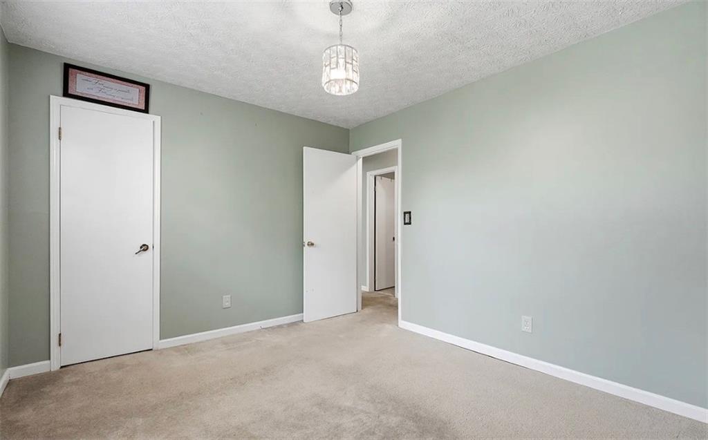 8996 Mandarin Court Property Photo 18