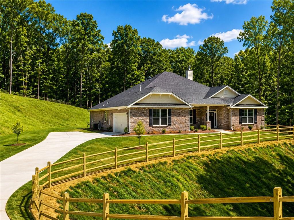 5372 Tuscany Drive Property Photo 2
