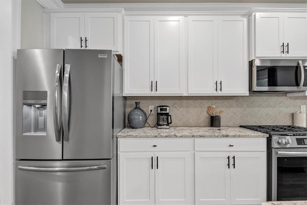 5372 Tuscany Drive Property Photo 10