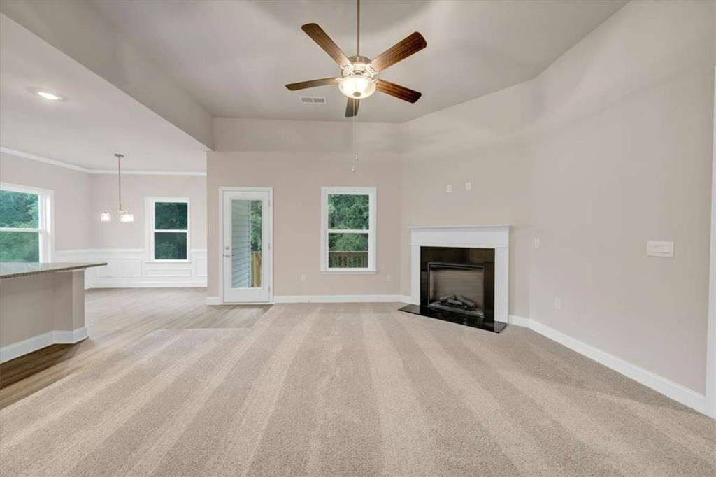216 Rhett Drive Property Photo 4