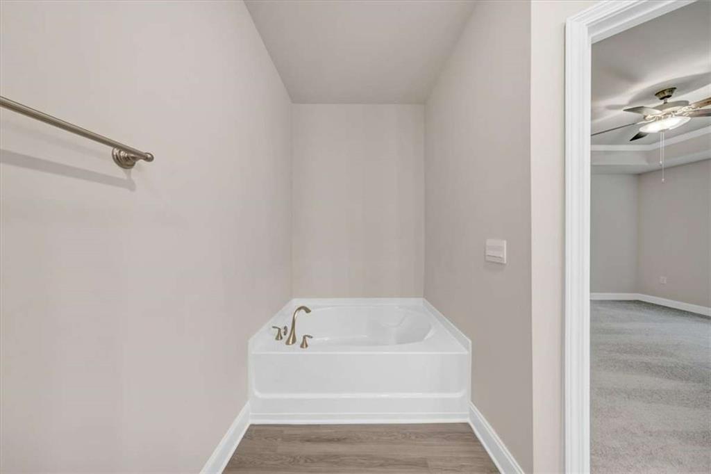 216 Rhett Drive Property Photo 10
