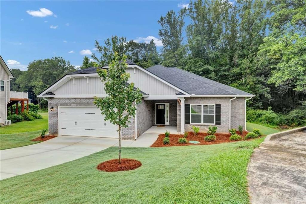 216 Rhett Drive Property Photo 11