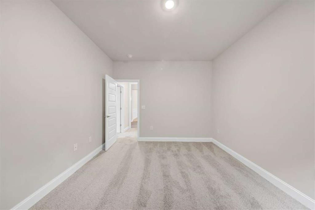 216 Rhett Drive Property Photo 23