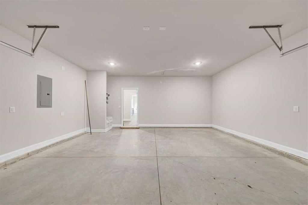 216 Rhett Drive Property Photo 32