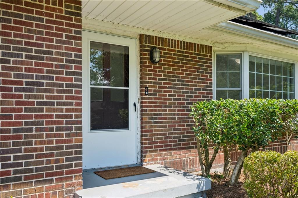 1232 Carol Lane Ne Property Photo 4